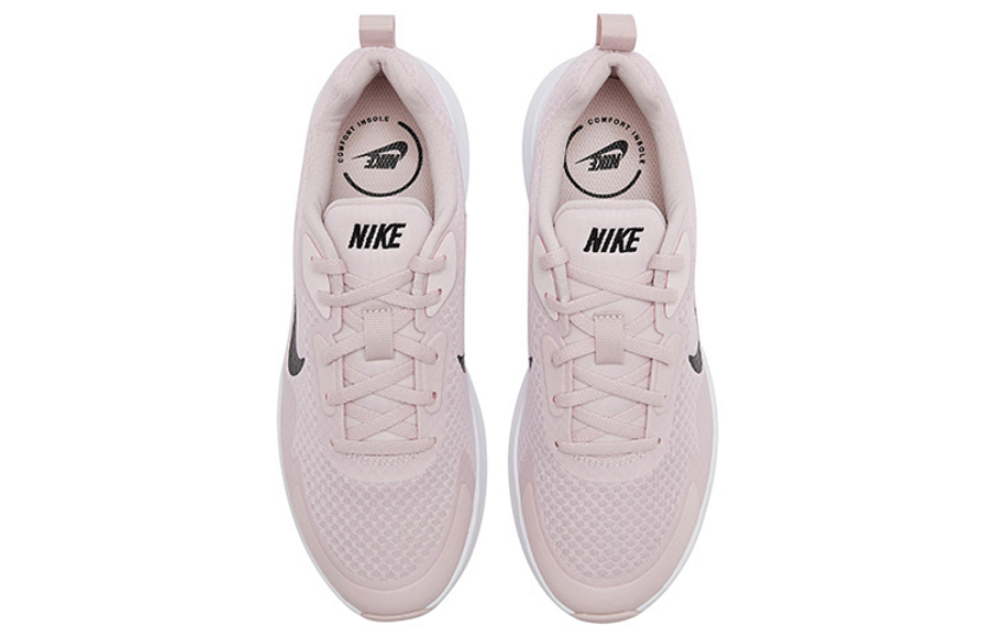 Фото № 4 с приближением к товару «‎Nike Wmns Wearallday 'Barely Rose'»