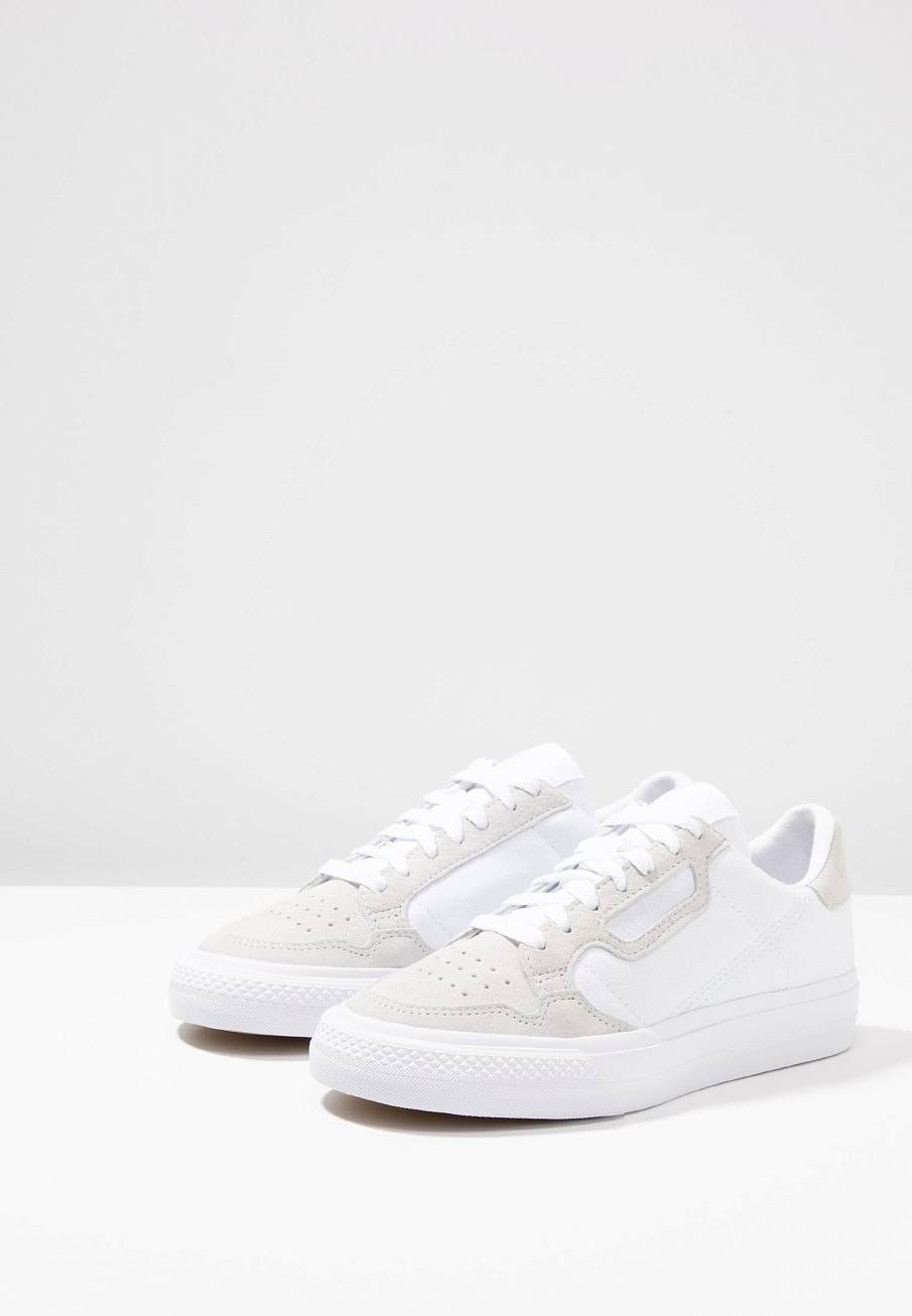 Фото № 3 с приближением к товару «‎Adidas Continental Vulc »