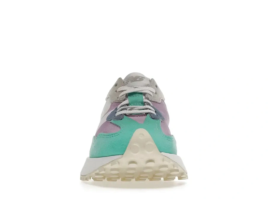Фото № 2 с приближением к товару «‎New Balance 327»