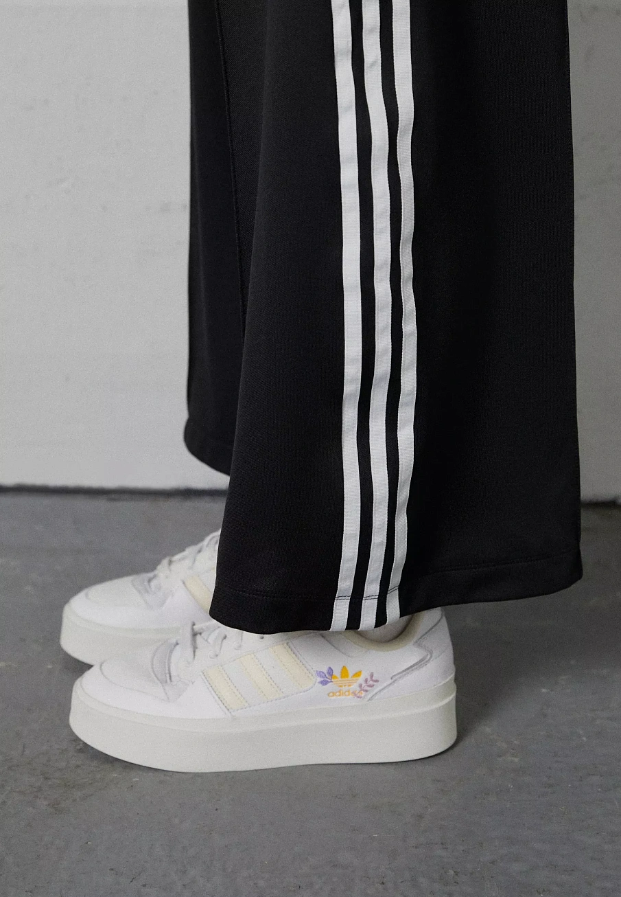 Фото № 3 с приближением к товару «‎Кроссовки Adidas SPAD111A1Y8-A11-N»