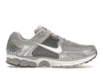 Фото № 1 с приближением к товару «‎Nike Zoom Vomero 5»