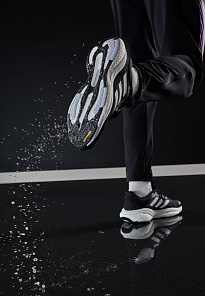 Фото № 5 с приближением к товару «‎Adidas Solarglide 5»