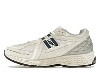 Фото № 3 с приближением к товару «‎New Balance 1906R»