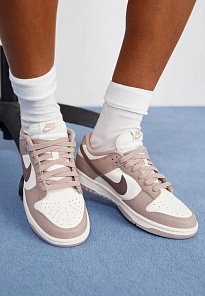 Фото № 2 с приближением к товару «‎DUNK LOW»