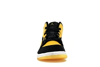 Фото № 2 с приближением к товару «‎Jordan 1 Retro Mid»