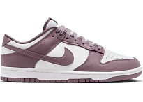 Фото № 1 с приближением к товару «‎Nike Dunk Low»