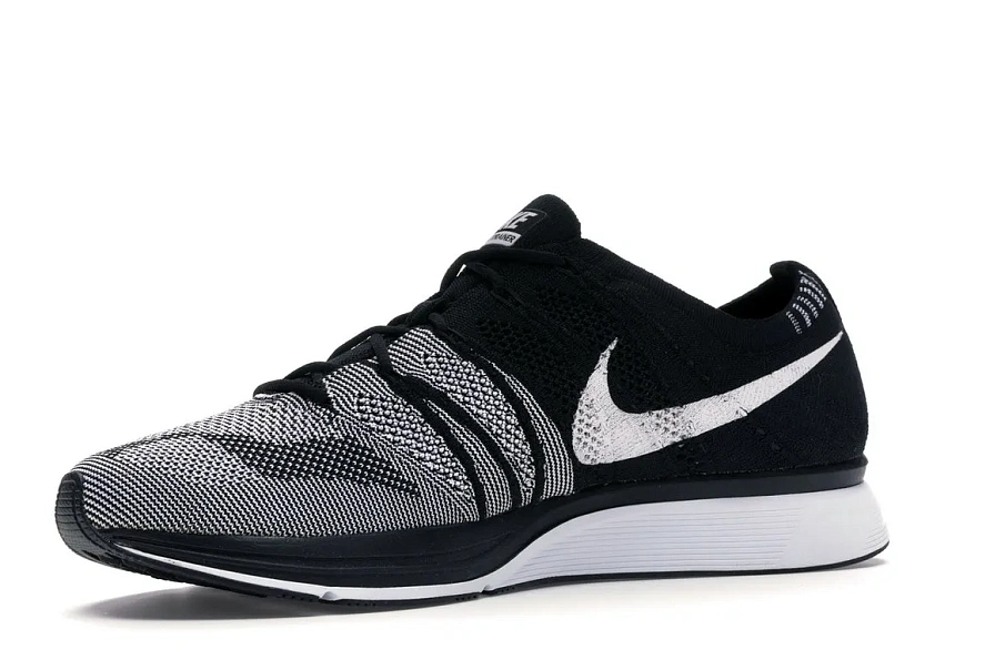 Фото № 4 с приближением к товару «‎Nike Flyknit Trainer Oreo»