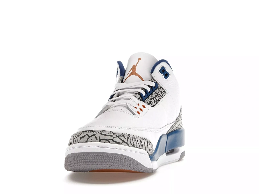 Фото № 3 с приближением к товару «‎Jordan 3 Retro Wizards»