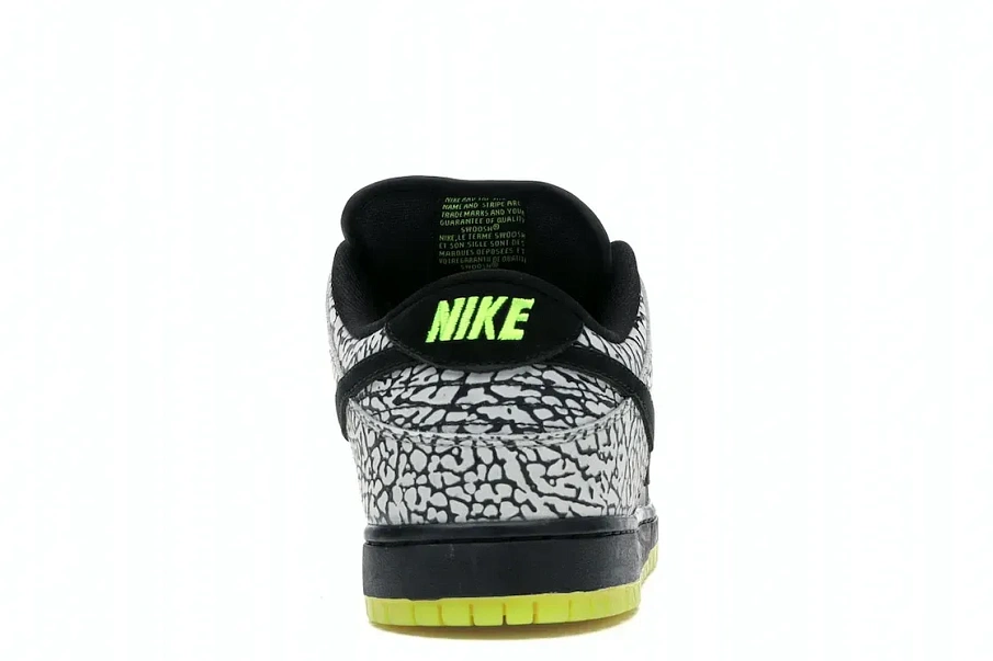Фото № 4 с приближением к товару «‎Nike SB Dunk Low DJ Clark Kent x Primitive 112»