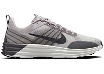 Фото № 1 с приближением к товару «‎Nike Lunar Roam»