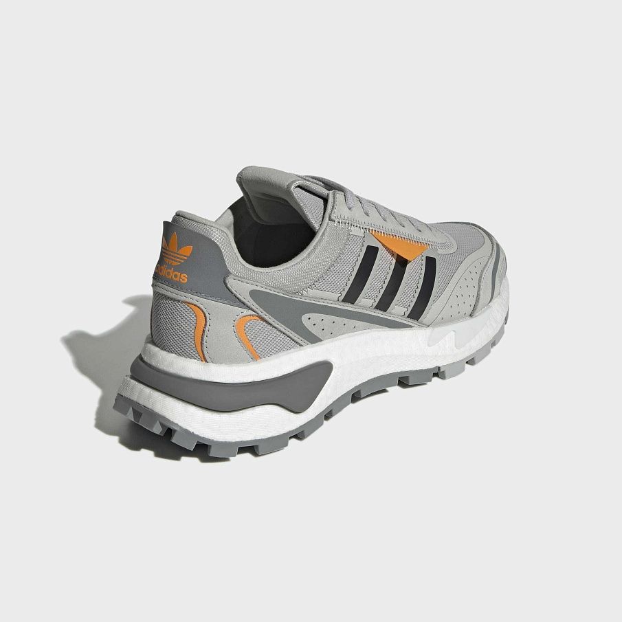 Фото № 4 с приближением к товару «‎Adidas Retropy »
