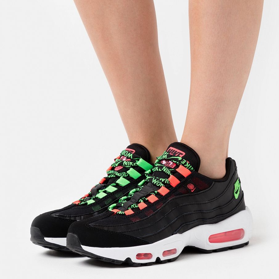 Фото № 1 с приближением к товару «‎Nike Air Max 95 »