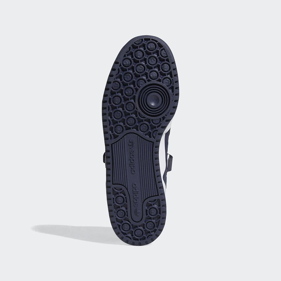 Фото № 5 с приближением к товару «‎Adidas Forum »