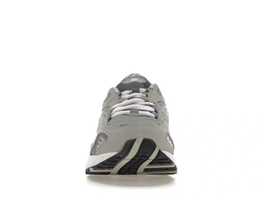 Фото № 2 с приближением к товару «‎New Balance 725»