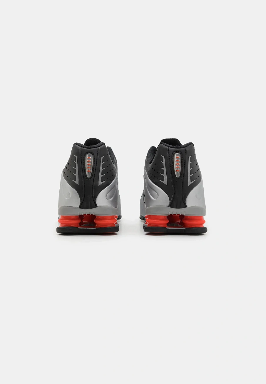 Фото № 3 с приближением к товару «‎SHOX R4 UNISEX»