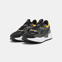 Фото № 2 с приближением к товару «‎Puma Reinvention »