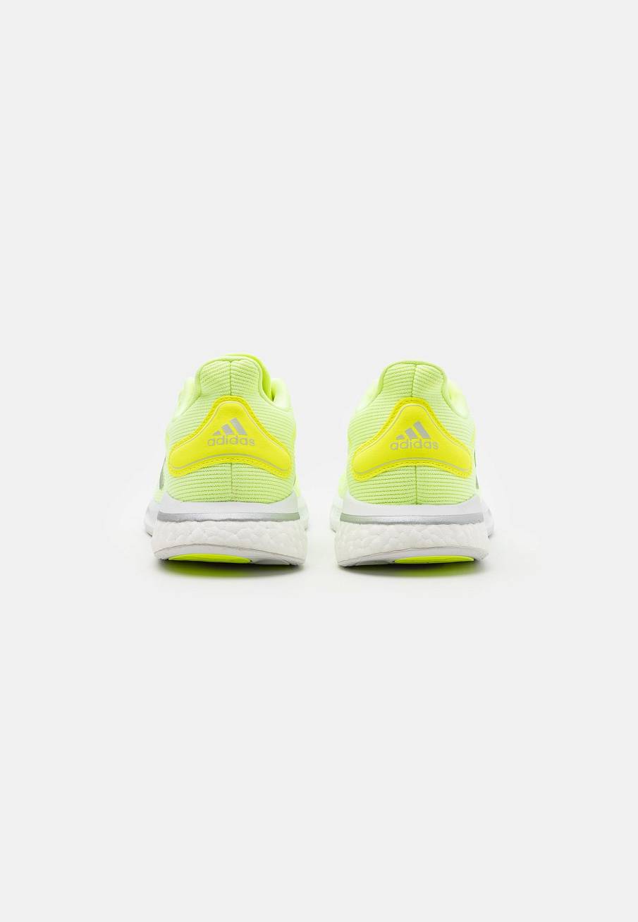Фото № 3 с приближением к товару «‎Adidas Supernova »