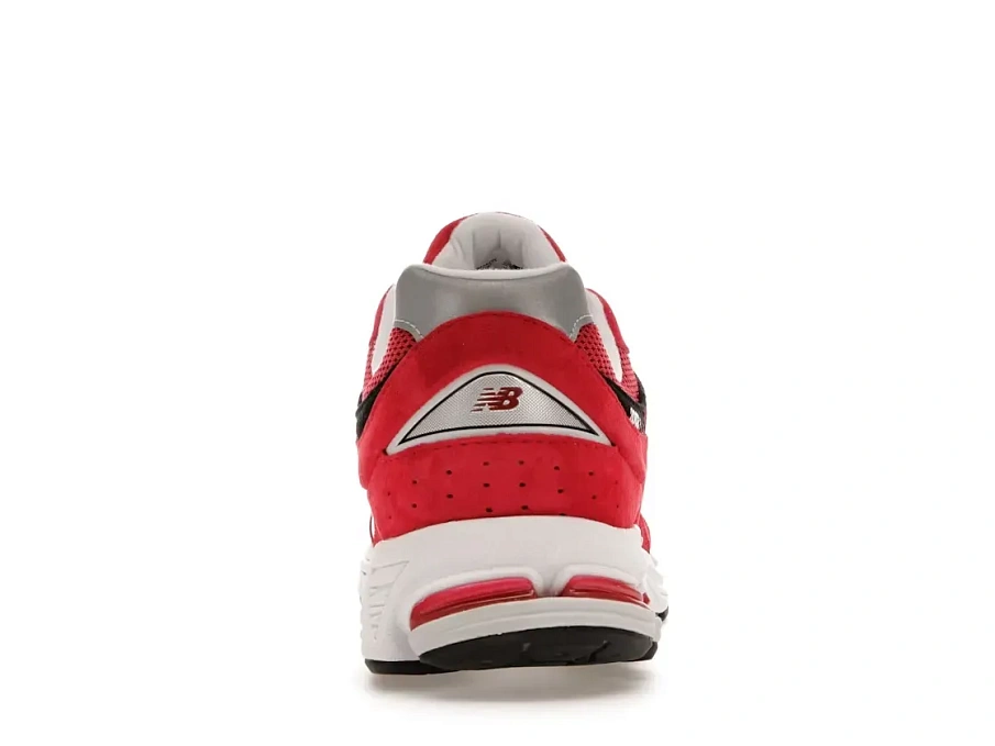 Фото № 4 с приближением к товару «‎New Balance 2002R»