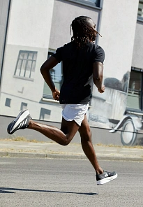 Фото № 4 с приближением к товару «‎ADIZERO BOSTON »