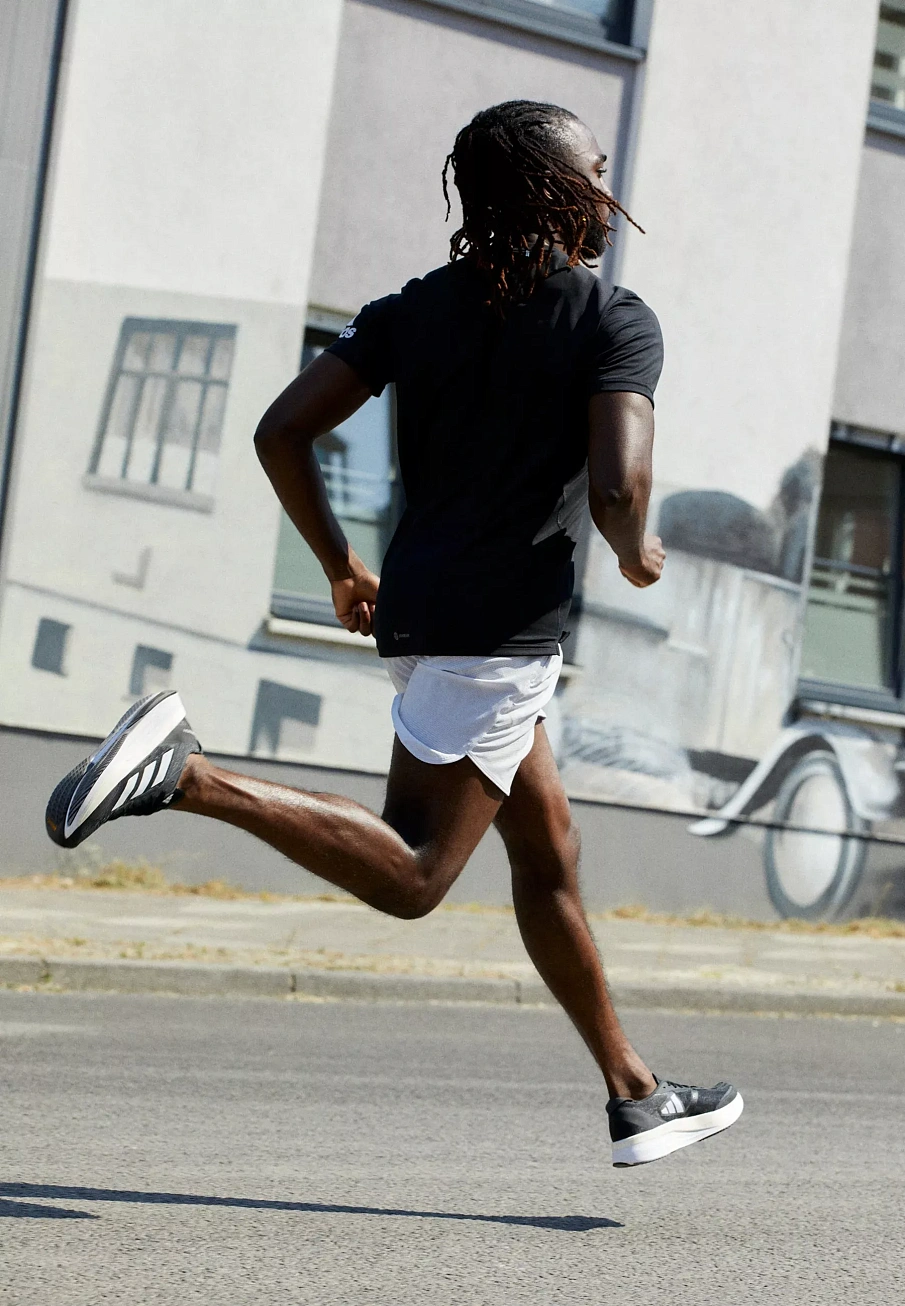 Фото № 4 с приближением к товару «‎ADIZERO BOSTON »