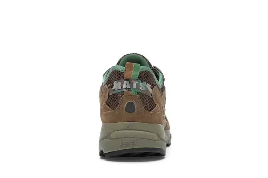 Фото № 4 с приближением к товару «‎New Balance 827»