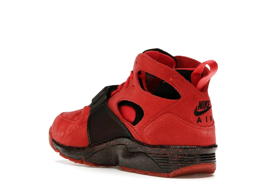 Фото № 6 с приближением к товару «‎Nike Air Trainer Huarache Love Hate»