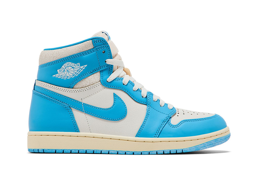 Фото № 2 с приближением к товару «‎Air Jordan 1 Retro High OG UNC Reimagined»