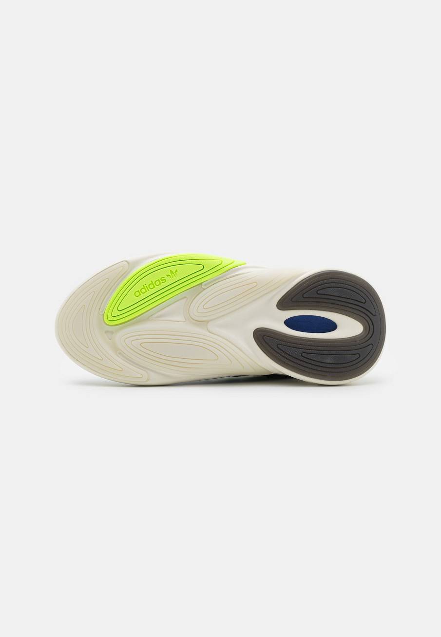 Фото № 4 с приближением к товару «‎Adidas Ozelia »