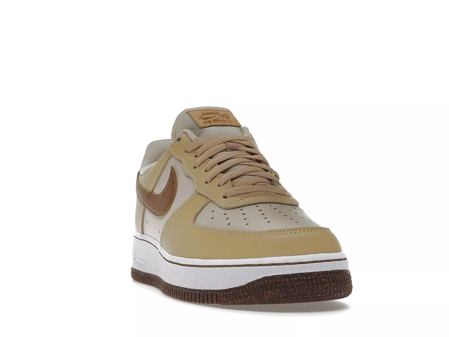 Фото № 2 с приближением к товару «‎Nike Air Force 1 Low '07 LV8 Pearl White Sesame»