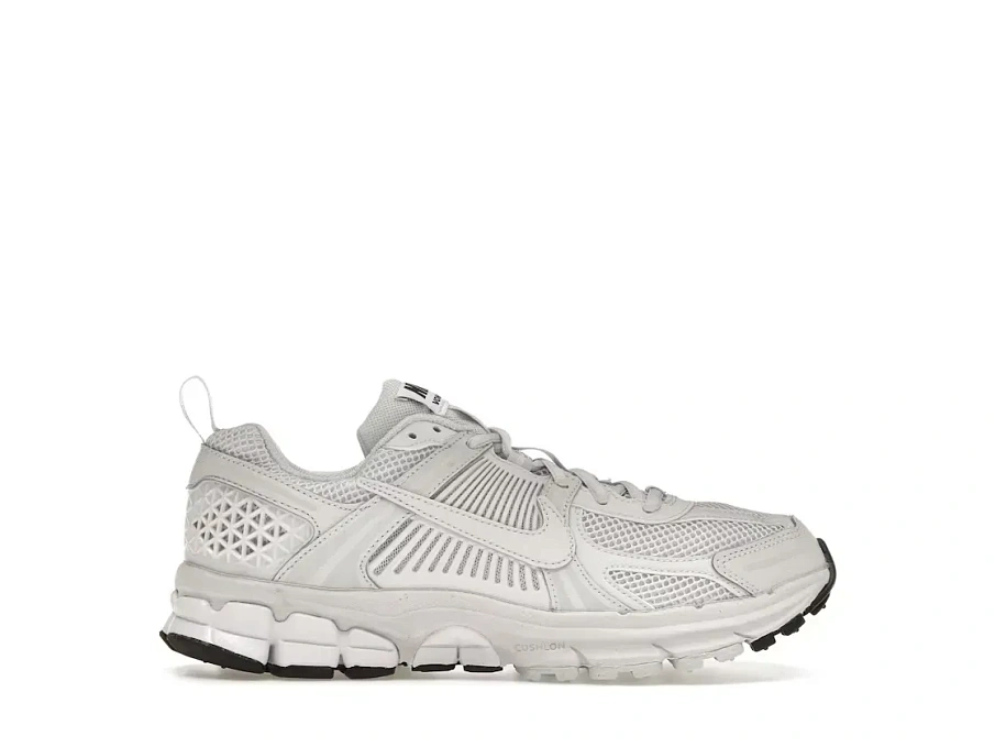 Фото № 1 с приближением к товару «‎Nike Zoom Vomero 5»