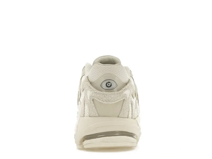 Фото № 4 с приближением к товару «‎adidas Response CL Bad Bunny Wonder White»