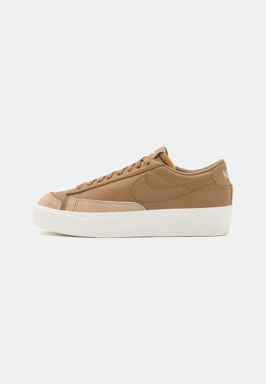 Фото № 1 с приближением к товару «‎W BLAZER LOW PLATFORM »