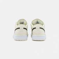 Фото № 3 с приближением к товару «‎Jordan Air 1 »