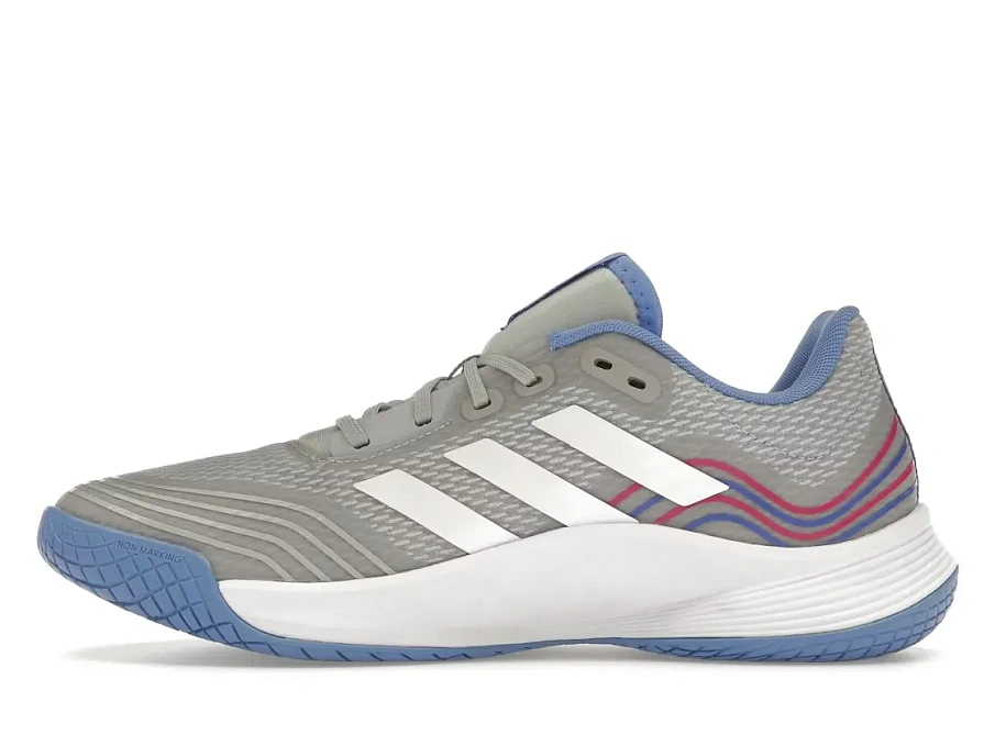 Фото № 3 с приближением к товару «‎adidas Novaflight Volleyball»