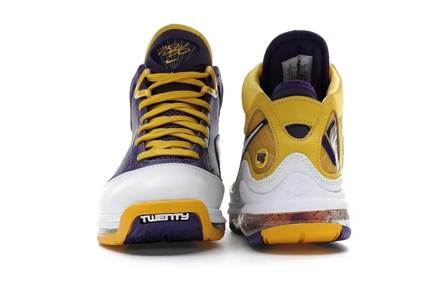 Фото № 2 с приближением к товару «‎Nike LeBron 7»