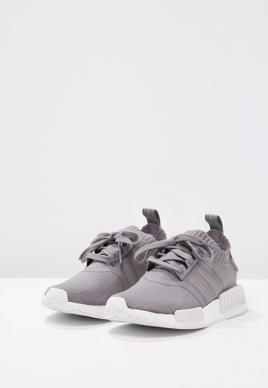 Фото № 4 с приближением к товару «‎Adidas Nmd_r1 PK »