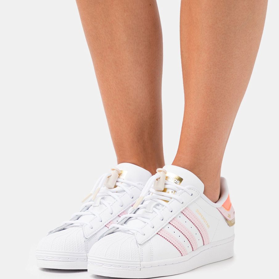 Фото № 1 с приближением к товару «‎Adidas Superstar »