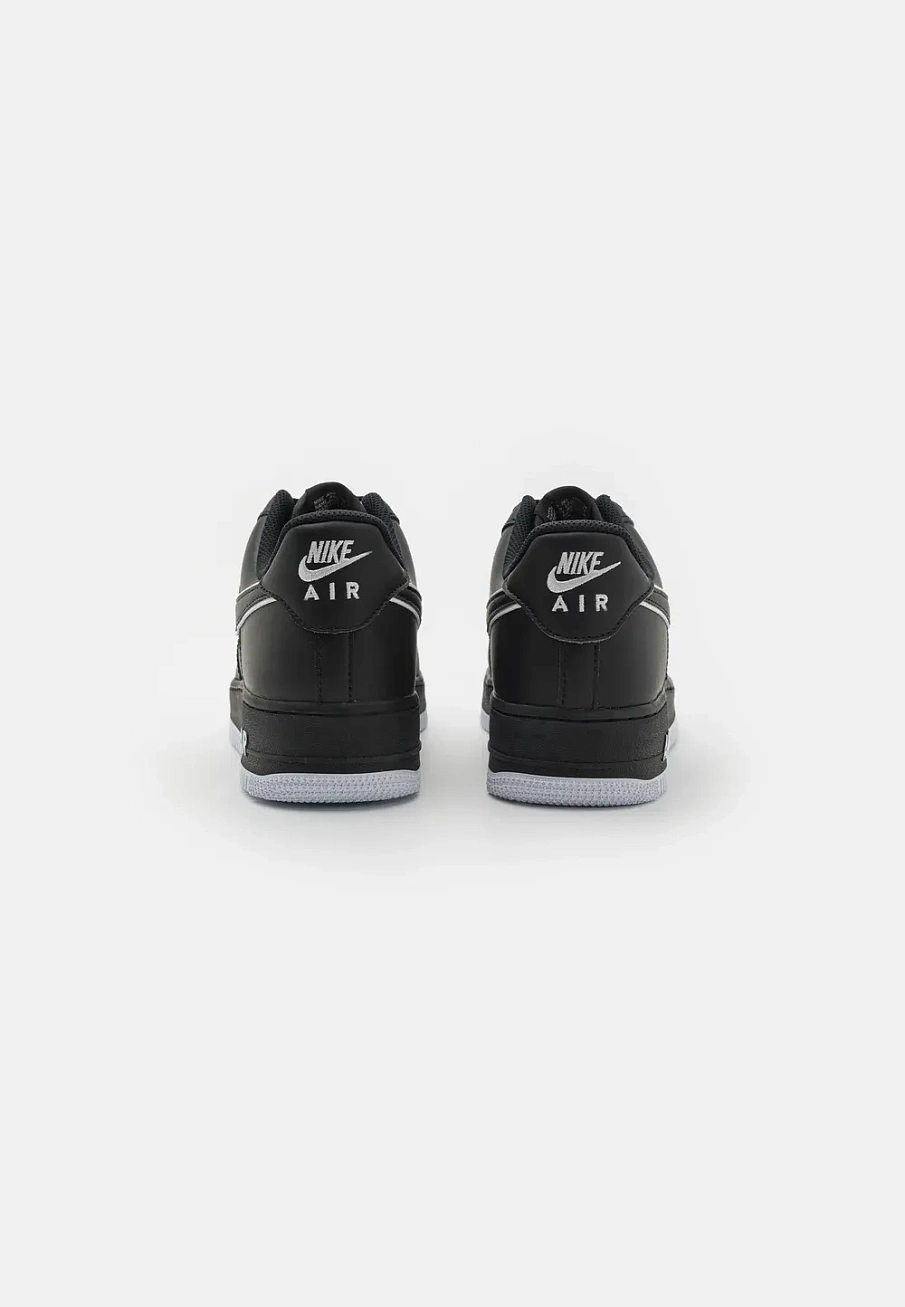 Фото № 3 с приближением к товару «‎AIR FORCE 1 07»