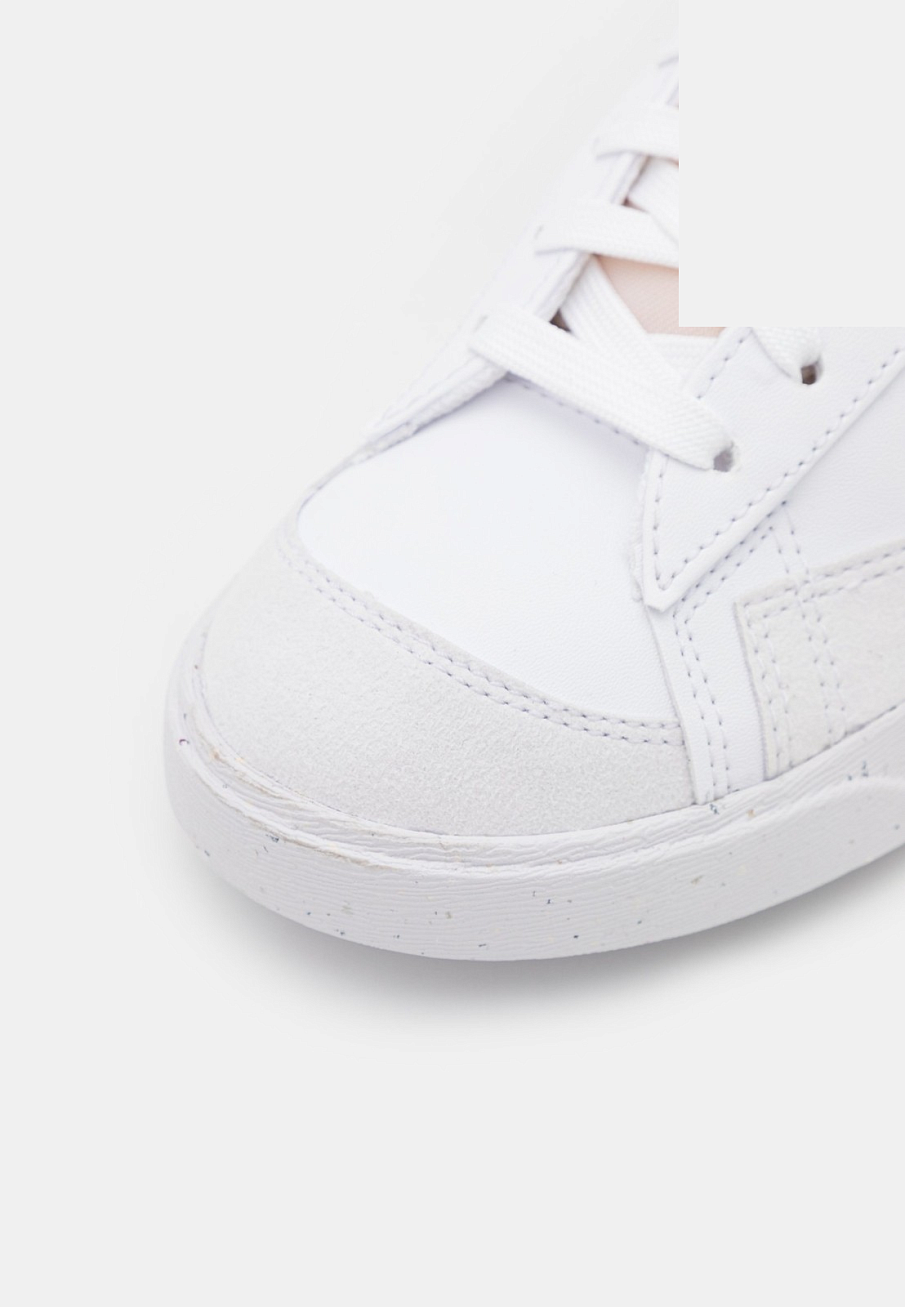 Фото № 5 с приближением к товару «‎Nike Blazer 77 »