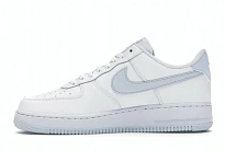 Фото № 3 с приближением к товару «‎Nike Air Force 1 Low '07 White Pure Platinum»