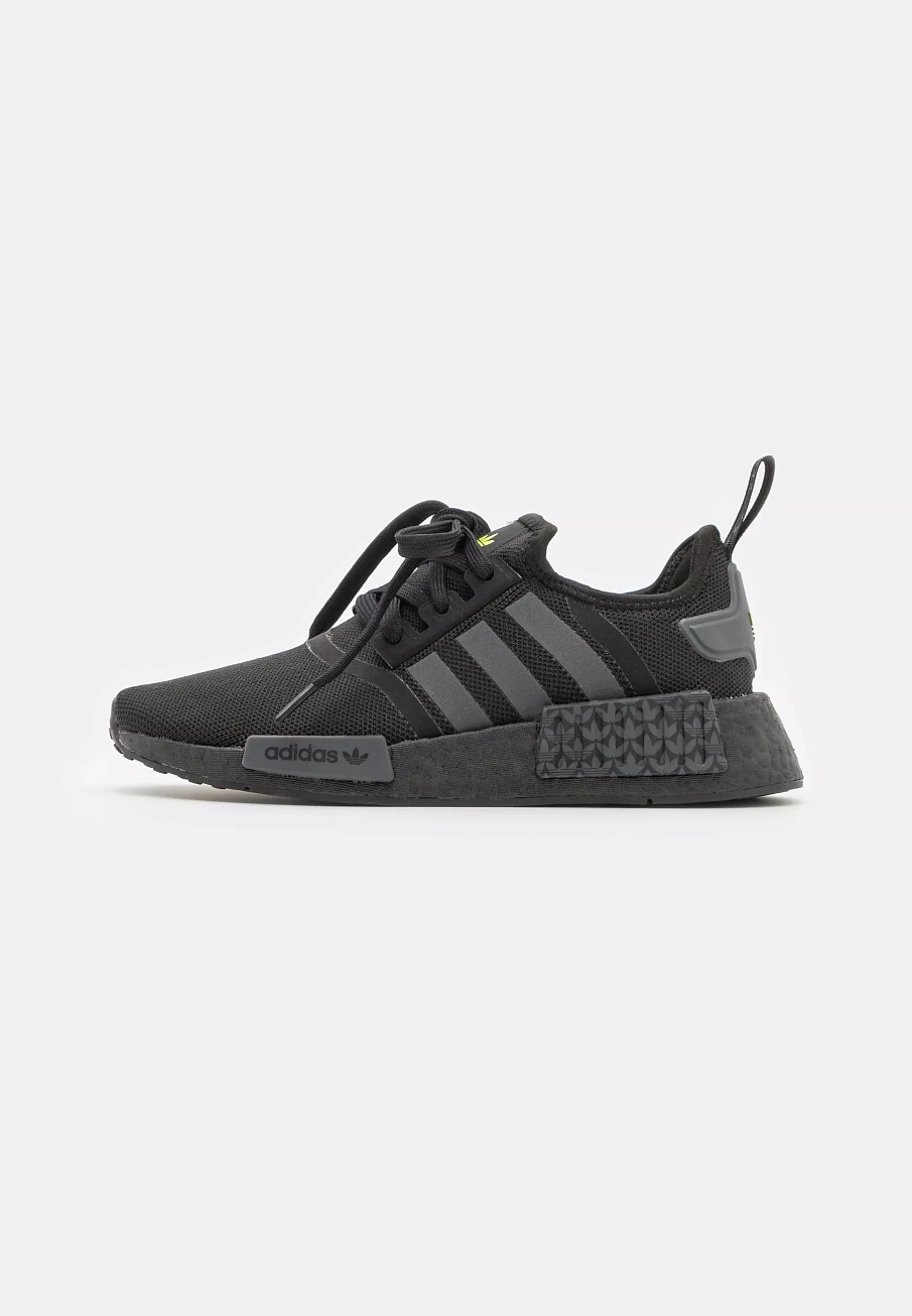Фото № 1 с приближением к товару «‎NMD_R1 UNISEX»
