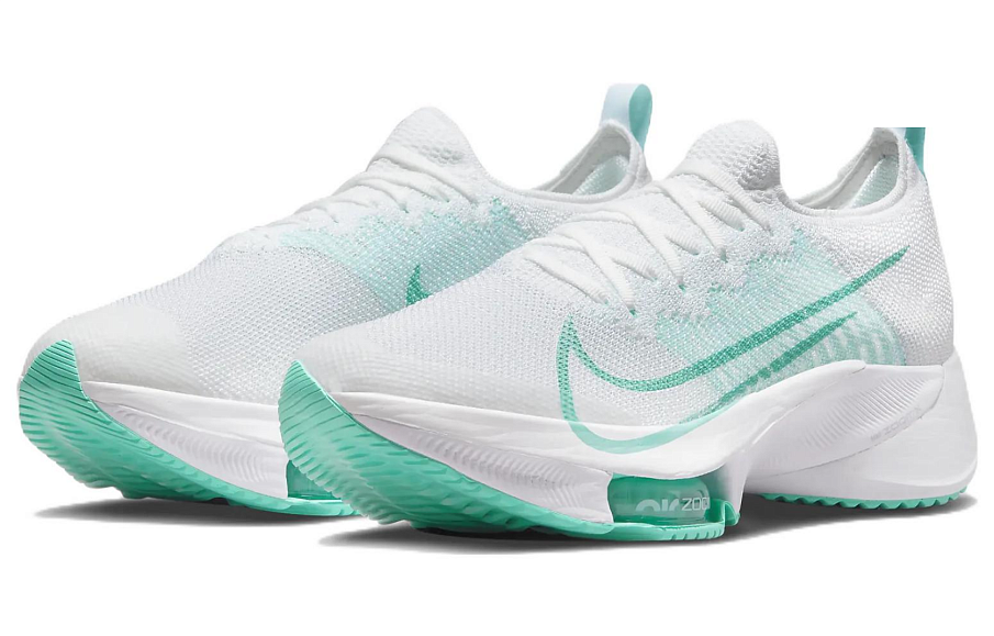 Фото № 3 с приближением к товару «‎ Nike Air Zoom Tempo Next Running shoes»