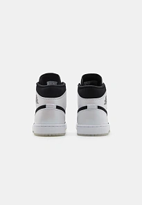 Фото № 3 с приближением к товару «‎AIR JORDAN 1 MID SE»