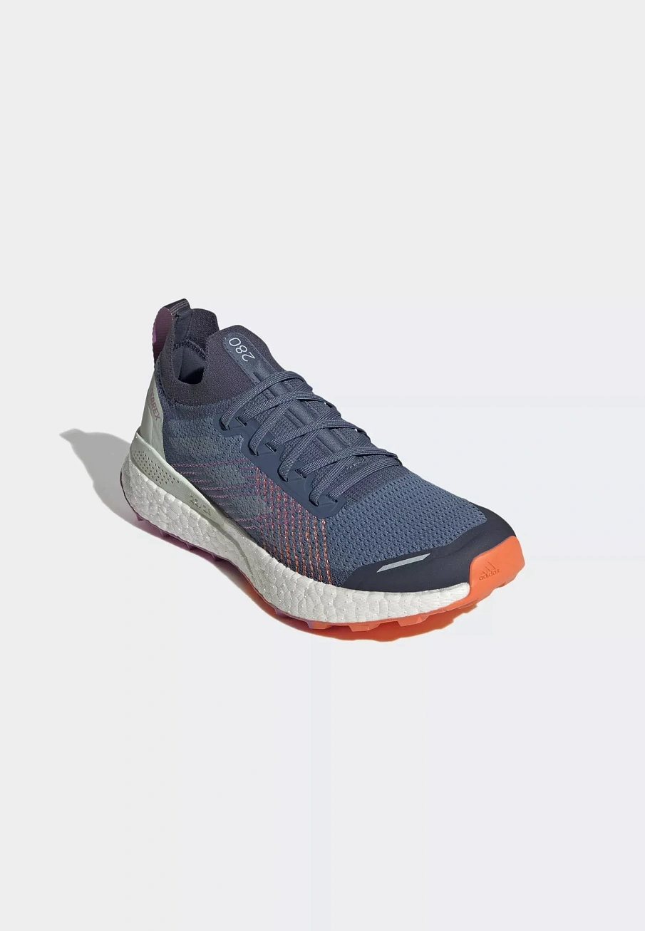 Фото № 4 с приближением к товару «‎TERREX TWO ULTRA PRIMEBLUE»