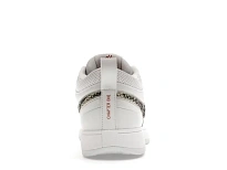 Фото № 4 с приближением к товару «‎Nike Book 1»