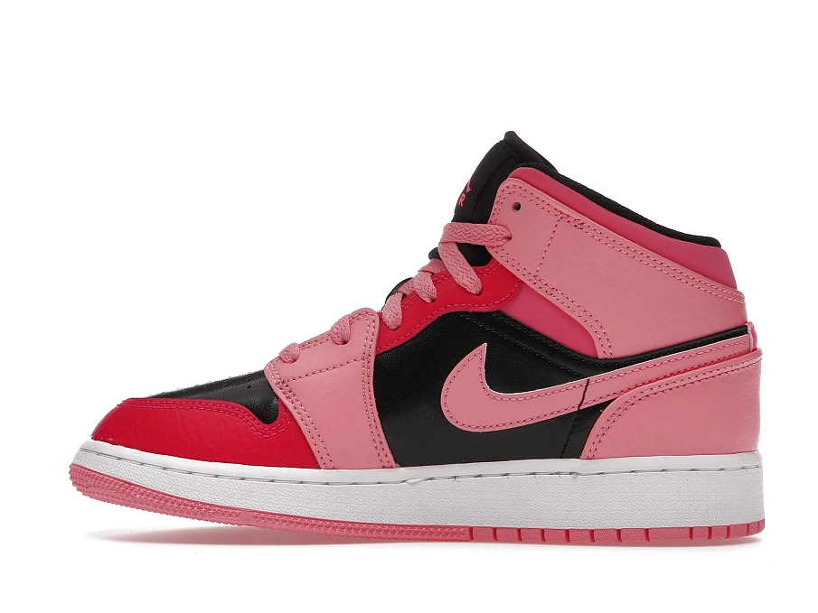 Фото № 6 с приближением к товару «‎Jordan 1 Mid Coral Chalk »