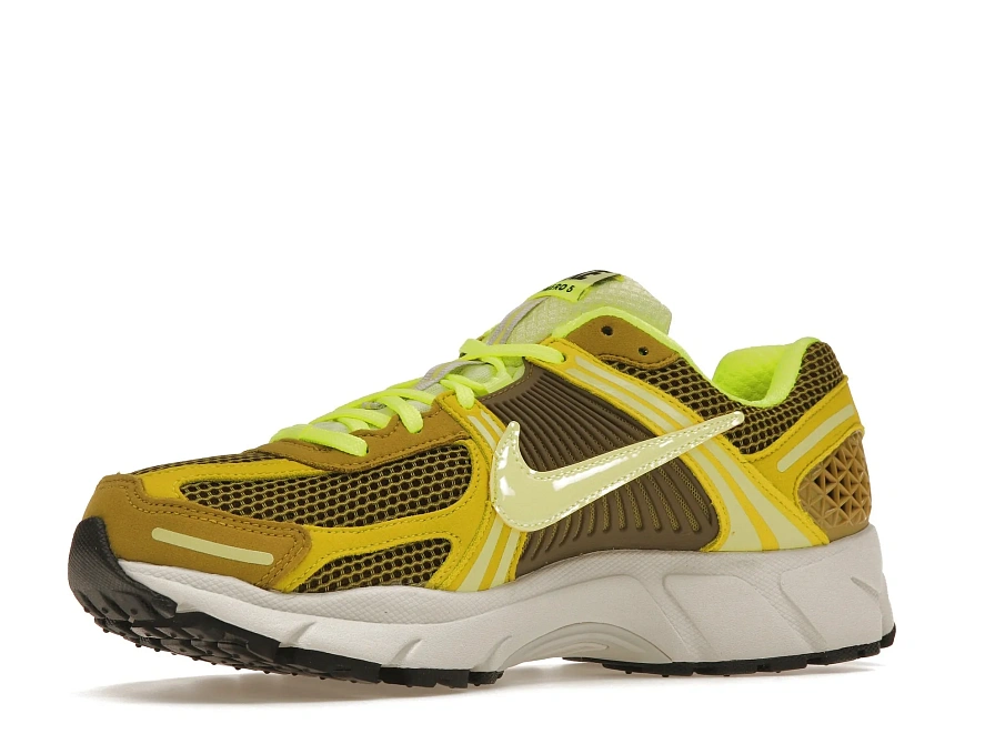 Фото № 3 с приближением к товару «‎Nike Vomero 5 Olive Flak Volt »
