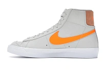 Фото № 6 с приближением к товару «‎Nike Blazer Mid 77 Light Bone »