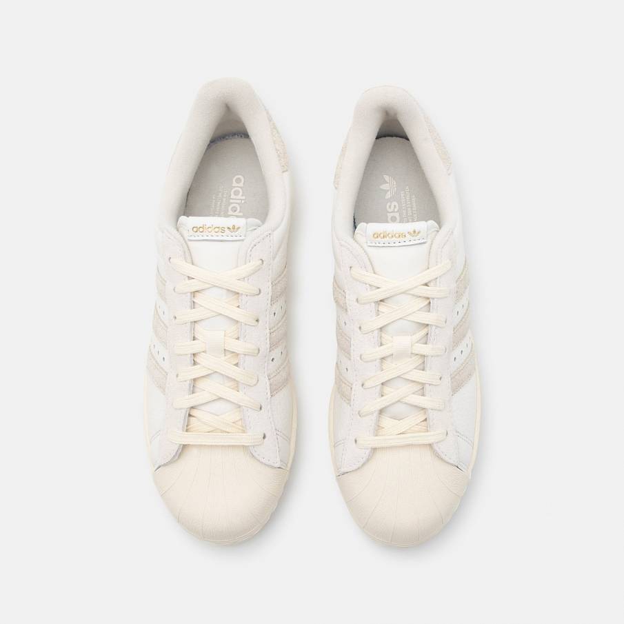 Фото № 4 с приближением к товару «‎Adidas Superstar 82 »