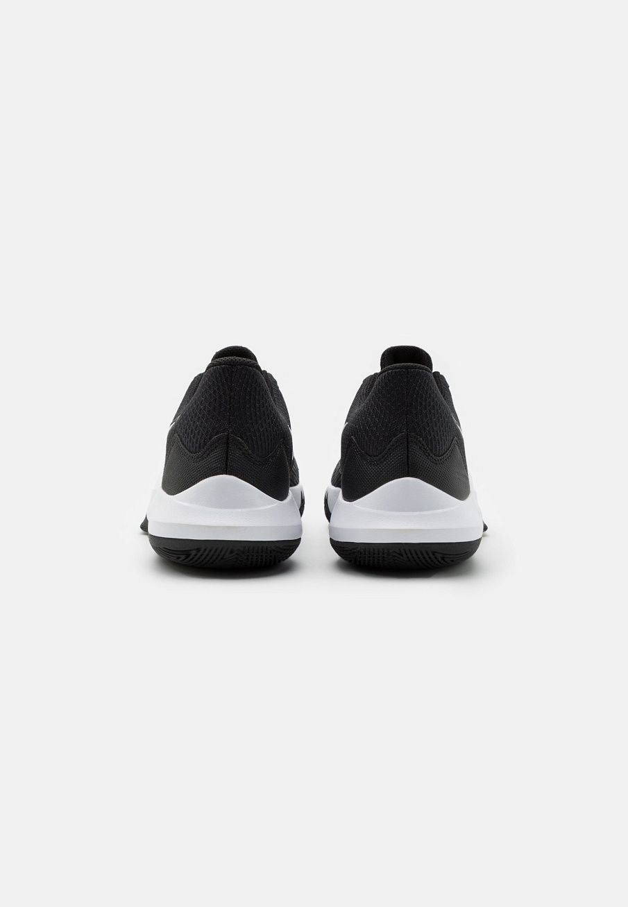 Фото № 3 с приближением к товару «‎Nike Precision 5»